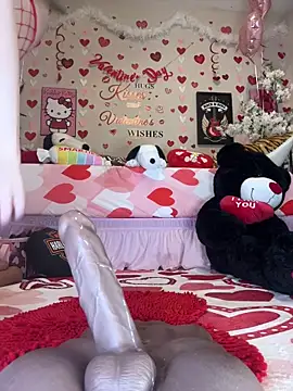 Snapshot of Valentines_Day chatting on June 13, 2026, 12:14 pm Valentines Day online show from June 13, 2026, 12:14 pm