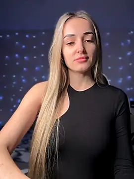 Snapshot of minalawarden chatting on November 25, 2025, 10:04 am minalawarden online show from November 25, 2025, 10:04 am