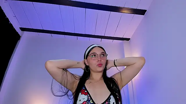 Snapshot of ice_grace chatting on October 21, 2025, 10:03 am ice grace online show from October 21, 2025, 10:03 am