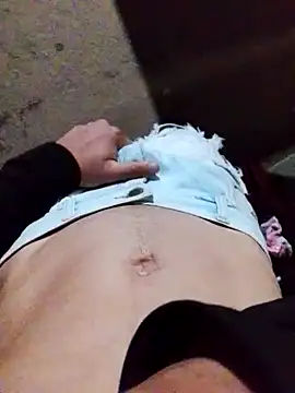 Uriel1615 online show from October 6, 2025, 6:14 am