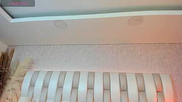 Snapshot of Rebeca_jones chatting on January 14, 2026, 12:20 pm Rebeca jones online show from January 14, 2026, 12:20 pm