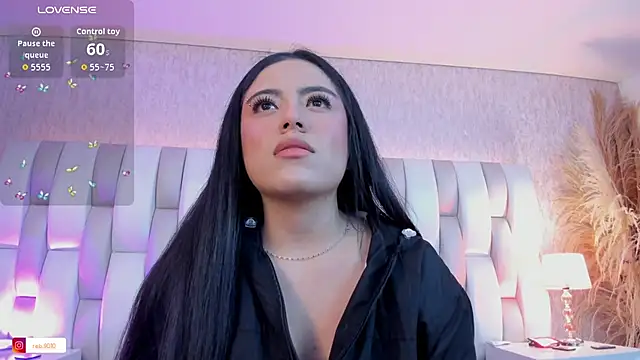 Snapshot of Rebeca_jones chatting on February 24, 2026, 12:28 pm Rebeca jones online show from February 24, 2026, 12:28 pm