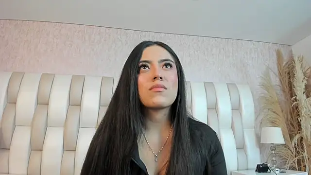 Snapshot of Rebeca_jones chatting on February 9, 2026, 12:36 pm Rebeca jones online show from February 9, 2026, 12:36 pm