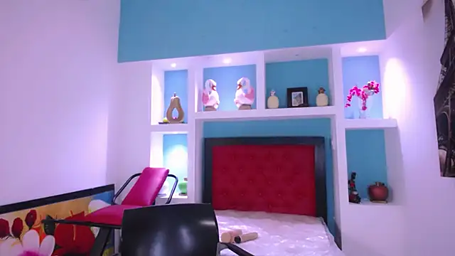 BeautyEyesxo online show from January 25, 2025, 8:00 pm