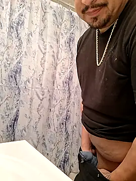 hungpenis210 online show from November 23, 2025, 9:47 pm