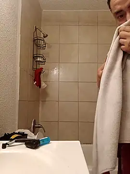 hungpenis210 online show from April 13, 2026, 2:10 pm