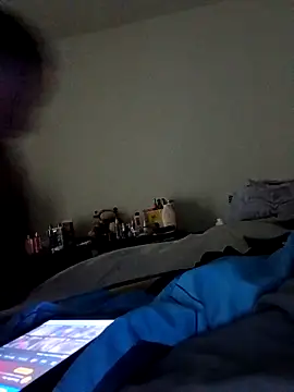 hungpenis210 online show from February 27, 2026, 9:42 am