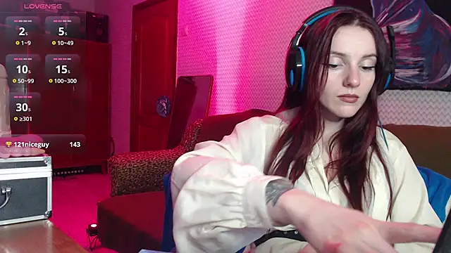 KaoriFox online show from January 6, 2025, 7:13 pm