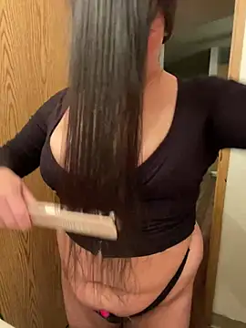 BustiBunny69 online show from January 12, 2025, 4:10 am