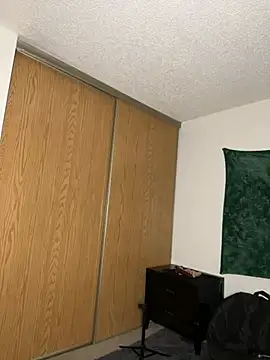 BustiBunny69 online show from January 14, 2026, 3:48 pm