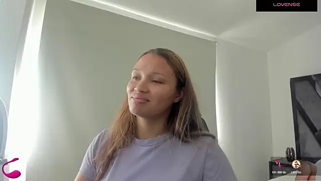 AnnieAndStefan online show from May 15, 2026, 1:31 pm