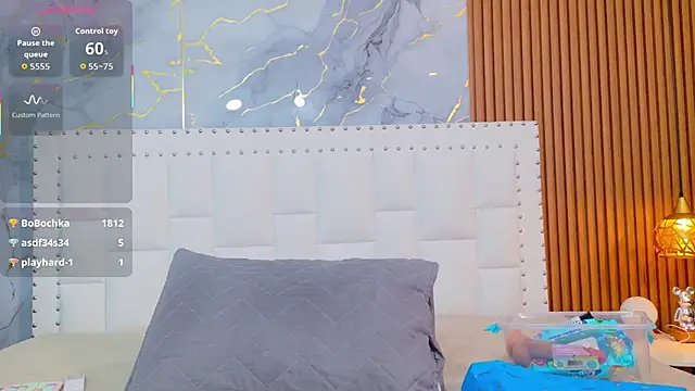 naughty ebonyy online show from October 16, 2025, 3:04 am