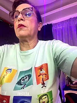 Snapshot of lonely_shewolf chatting on September 25, 2025, 4:02 pm lonely shewolf online show from September 25, 2025, 4:02 pm