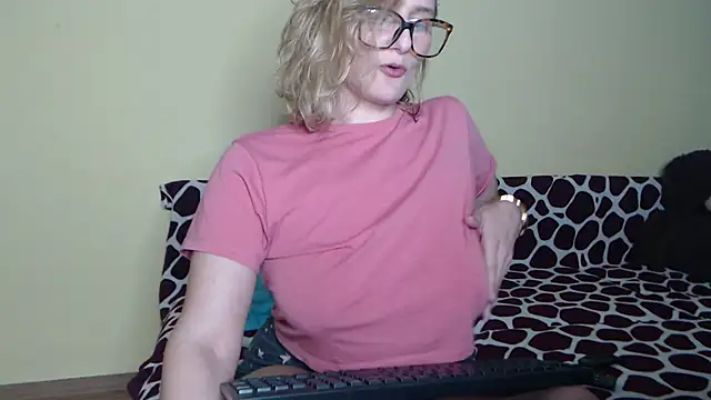 alicesweet21 online show from February 2, 2025, 3:10 am