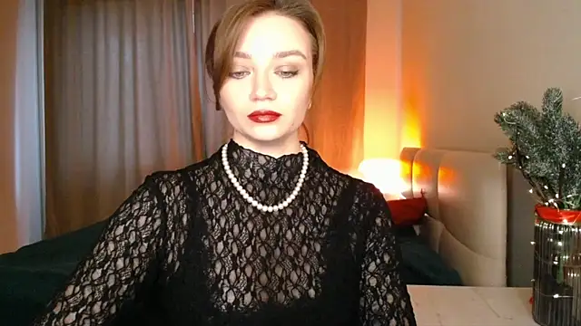 Shadow Passion online show from December 18, 2025, 7:13 am