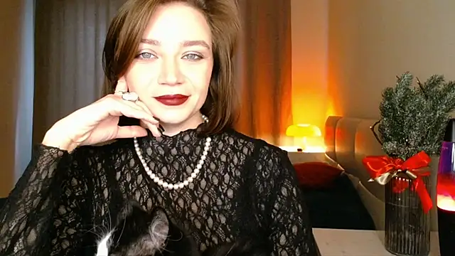 Shadow Passion online show from December 23, 2025, 7:07 am