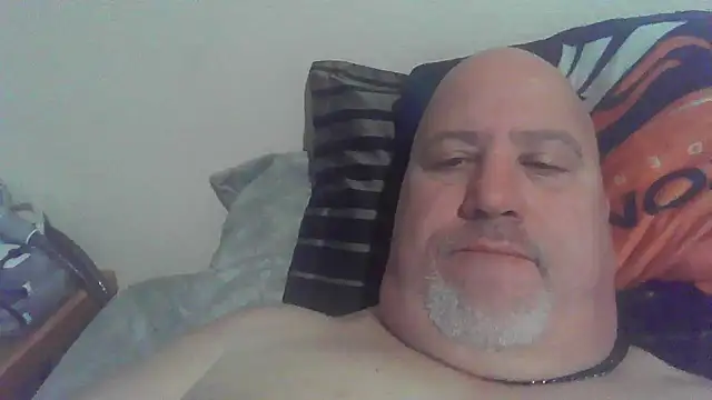 Snapshot of Bigbear0563 chatting on December 6, 2024, 4:55 pm Bigbear0563 online show from December 6, 2024, 4:55 pm
