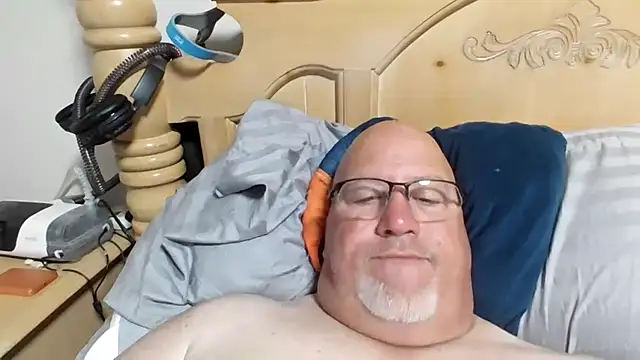 Bigbear0563 online show from June 16, 2026, 5:02 pm