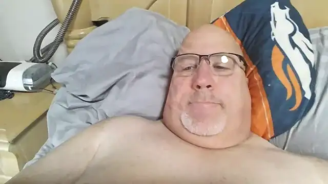 Snapshot of Bigbear0563 chatting on February 23, 2026, 4:40 pm Bigbear0563 online show from February 23, 2026, 4:40 pm