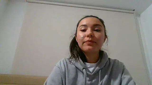  andygirl online show from May 15, 2026, 12:08 am