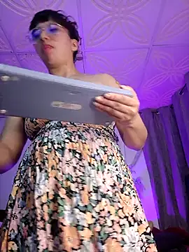 Piafisher1 online show from September 30, 2025, 1:11 am