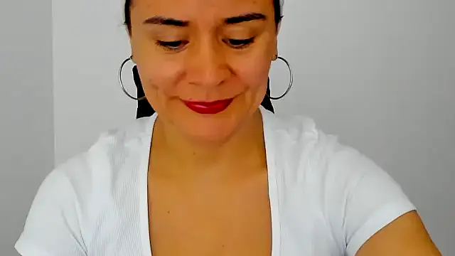 Snapshot of Sami_Hotie1 chatting on March 1, 2026, 6:19 pm Sami Hotie1 online show from March 1, 2026, 6:19 pm