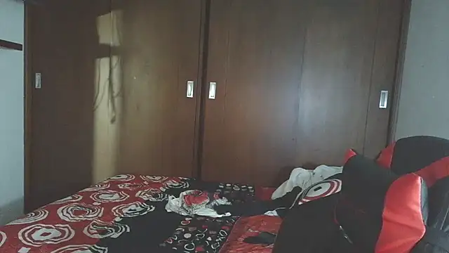 Snapshot of aresholland chatting on October 24, 2025, 3:49 am aresholland online show from October 24, 2025, 3:49 am