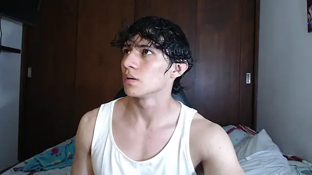 Snapshot of aresholland chatting on February 25, 2025, 2:58 am aresholland online show from February 25, 2025, 2:58 am