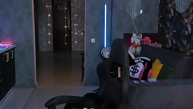 Blckmirrorr online show from March 24, 2026, 11:54 am