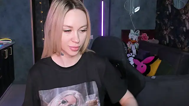 Blckmirrorr online show from March 29, 2026, 11:45 am