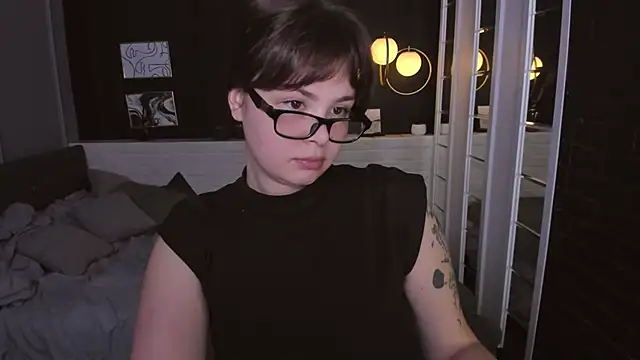 Snapshot of Mayayammy chatting on October 20, 2025, 2:17 pm Mayayammy online show from October 20, 2025, 2:17 pm