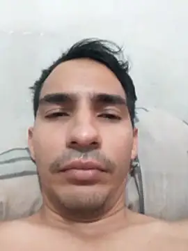 manuel202332 online show from April 11, 2026, 8:01 pm