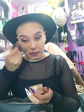Snapshot of TamySweetness chatting on February 28, 2025, 10:28 pm TamySweetness online show from February 28, 2025, 10:28 pm