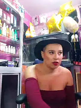 Snapshot of TamySweetness chatting on February 16, 2025, 2:21 pm TamySweetness online show from February 16, 2025, 2:21 pm
