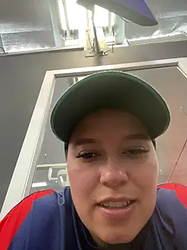 Snapshot of TamySweetness chatting on February 23, 2025, 3:29 pm TamySweetness online show from February 23, 2025, 3:29 pm