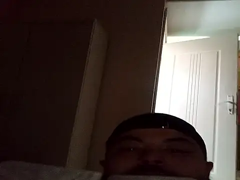 badboyy998 online show from November 29, 2025, 6:52 pm