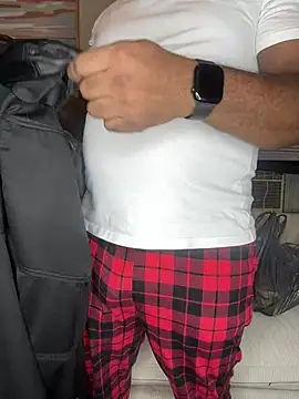 africandickxxl online show from February 5, 2026, 10:27 pm