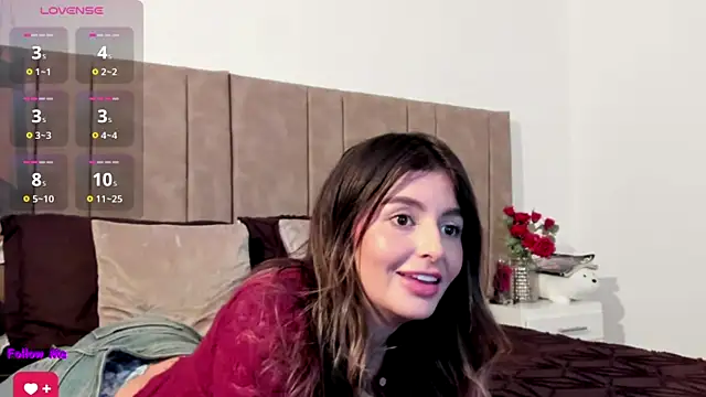 Snapshot of Isabellacharm chatting on February 15, 2026, 4:06 pm Isabellacharm online show from February 15, 2026, 4:06 pm