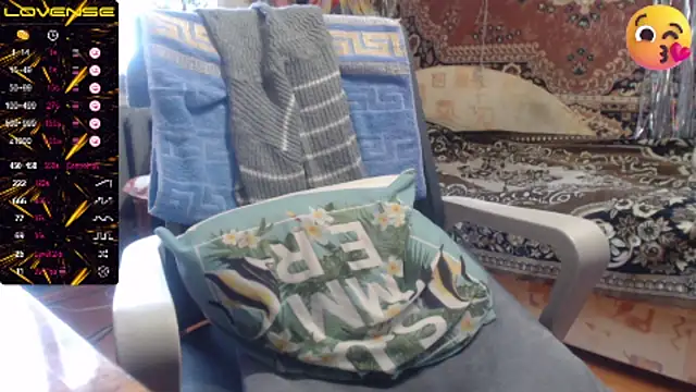 sweetbbabe online show from September 29, 2025, 1:06 pm