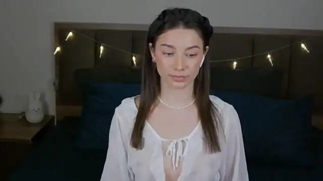 Snapshot of sinthiaroze chatting on March 21, 2025, 5:56 pm sinthiaroze online show from March 21, 2025, 5:56 pm