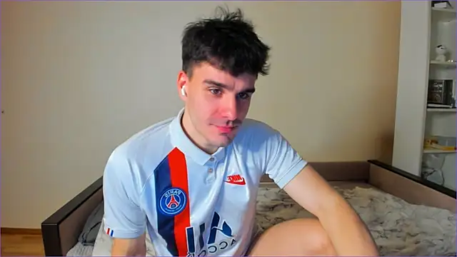 Snapshot of sam_huston chatting on April 12, 2026, 8:01 pm sam huston online show from April 12, 2026, 8:01 pm