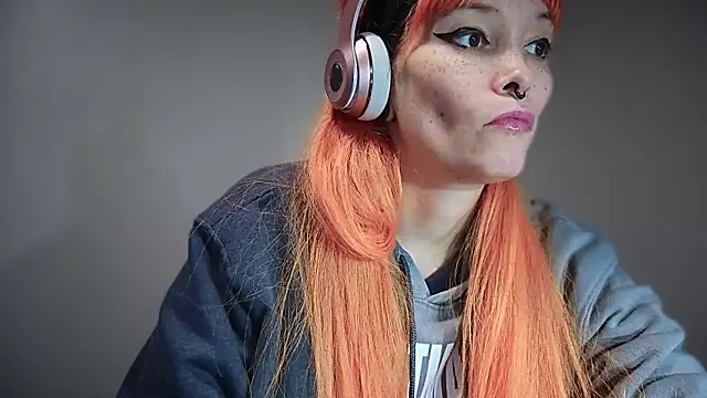 FRRANNKIE online show from November 8, 2025, 10:35 pm