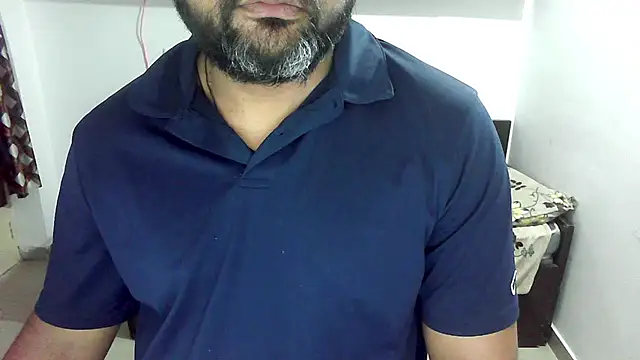 Snapshot of rentarob chatting on February 22, 2026, 6:20 pm rentarob online show from February 22, 2026, 6:20 pm