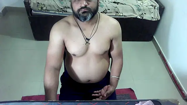 Snapshot of rentarob chatting on February 13, 2026, 4:18 pm rentarob online show from February 13, 2026, 4:18 pm