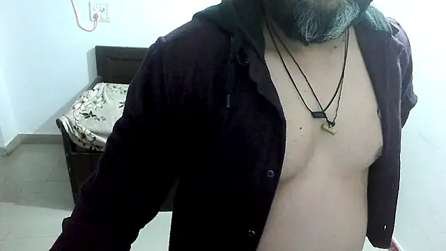 Snapshot of rentarob chatting on February 18, 2026, 5:31 pm rentarob online show from February 18, 2026, 5:31 pm