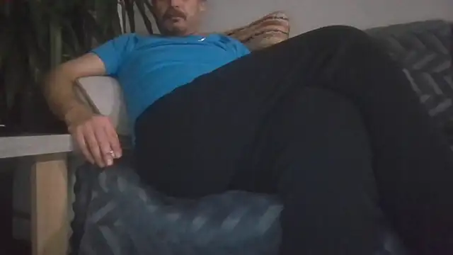 Snapshot of reslerkek31 chatting on February 22, 2026, 11:06 pm reslerkek31 online show from February 22, 2026, 11:06 pm