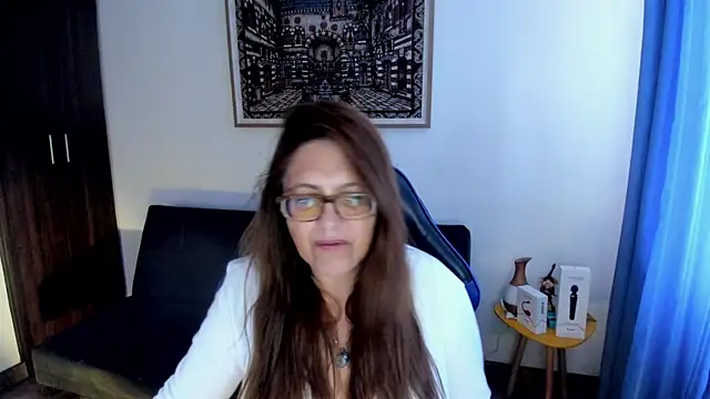 Snapshot of Ivette_Shaira chatting on April 27, 2026, 11:52 am Ivette Shaira online show from April 27, 2026, 11:52 am