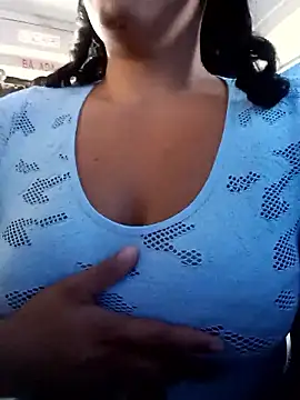 Snapshot of Morenitha-XXX chatting on April 30, 2026, 8:27 pm Morenitha-XXX online show from April 30, 2026, 8:27 pm
