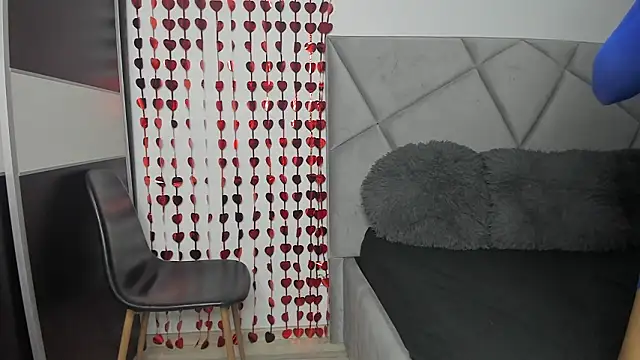 BlueEyesLexy online show from February 6, 2026, 7:37 am