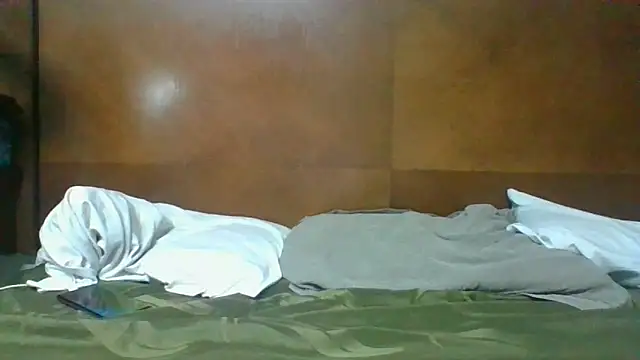 Snapshot of daddytim0 chatting on June 19, 2026, 2:39 am daddytim0 online show from June 19, 2026, 2:39 am